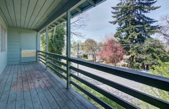 Building Photo - 3102 Harney St