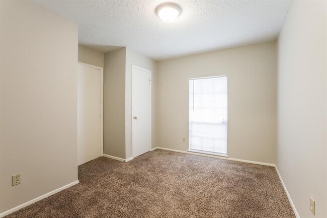 Building Photo - 4426 Adonis Dr