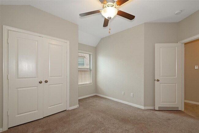 Building Photo - 2939 Twin Cove Ct