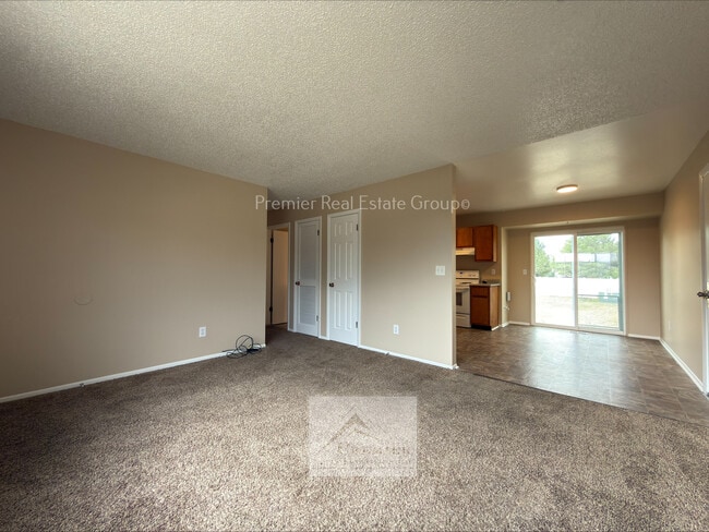 Building Photo - 334 Maram Way