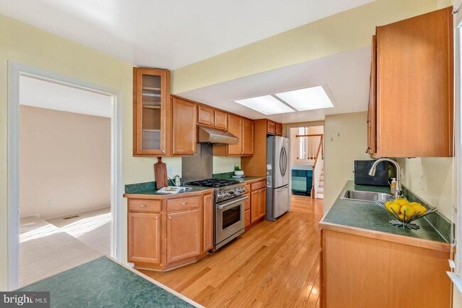 Building Photo - 9711 Cinnamon Creek Dr