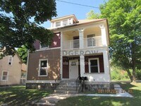 Building Photo - 1063 Quarry Ave NW