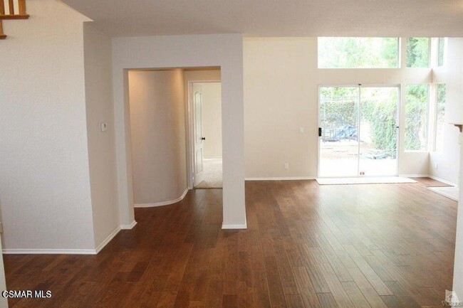 Building Photo - 536 Fairfield Rd