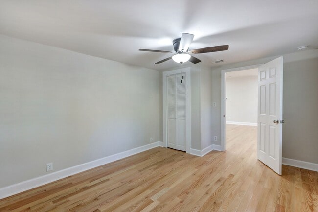 Building Photo - 2109 E 36th St