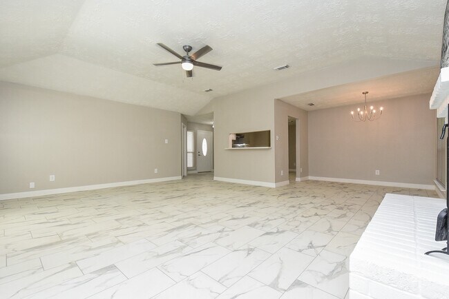 Building Photo - 8307 Stagewood Dr