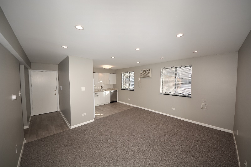 Building Photo - 319 Bluff Ave