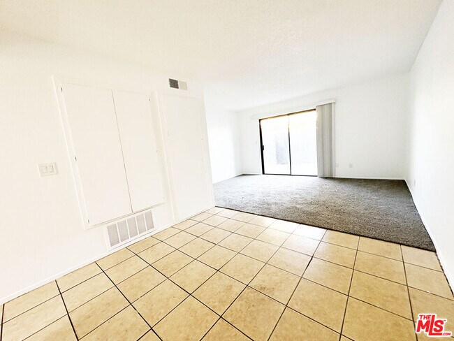 Building Photo - 4180 Marlton Ave