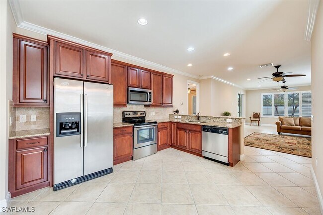 Building Photo - 13430 Kent St