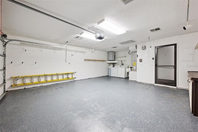 Building Photo - 2647 N Horseshoe Bay Dr