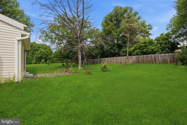 Building Photo - 9113 Bramble Bush Ct