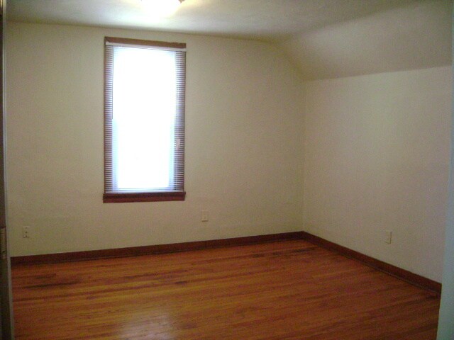 Living room - 211 W Eureka St