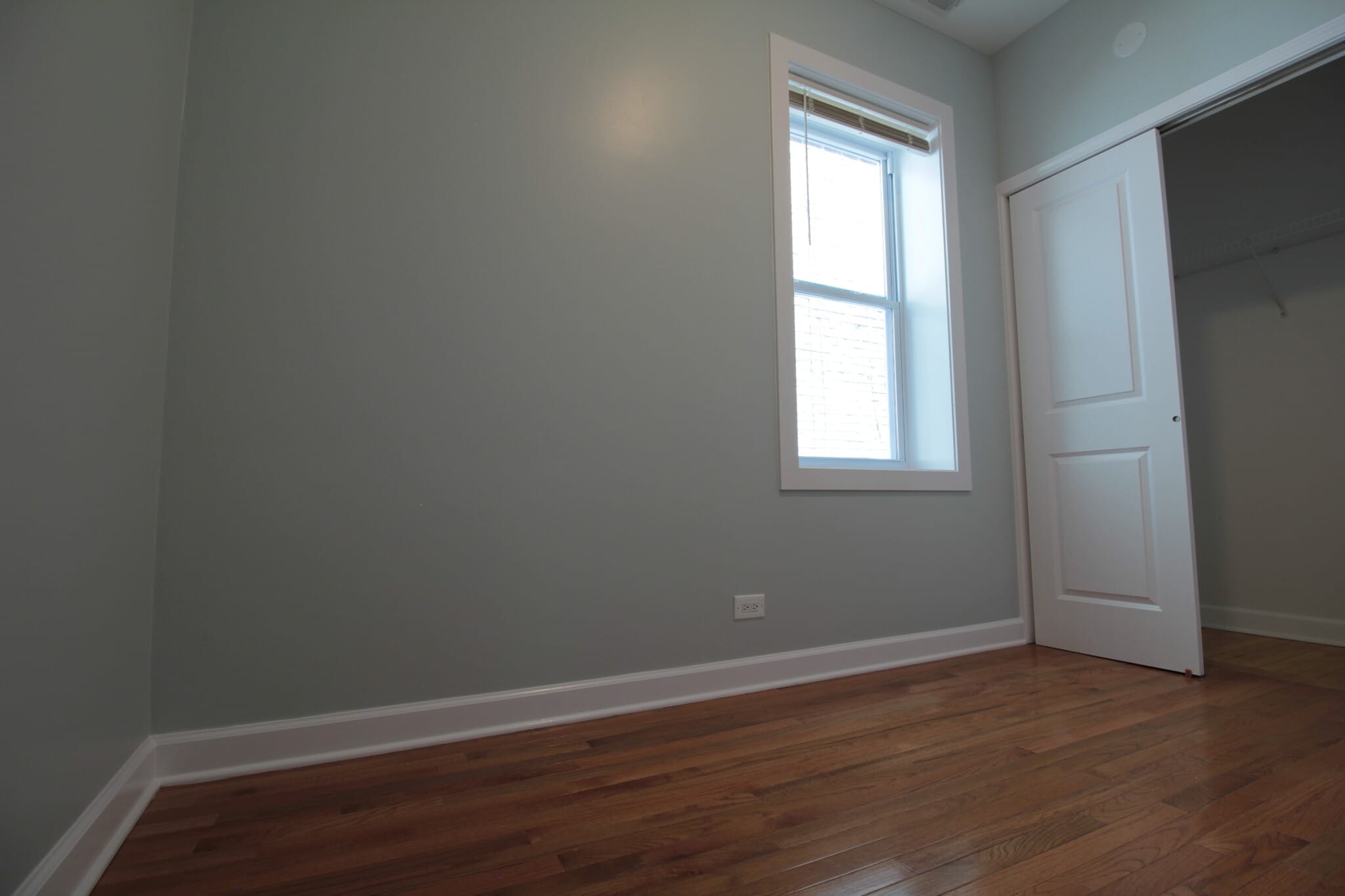 Building Photo - 4711 N Monticello Ave