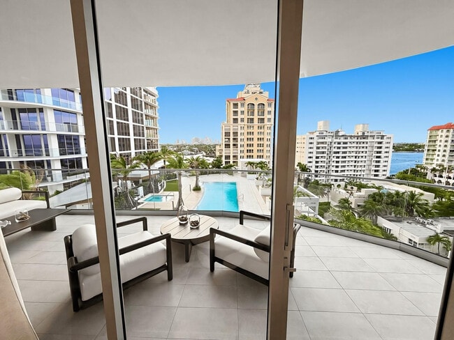 Building Photo - 151 N Seabreeze Blvd