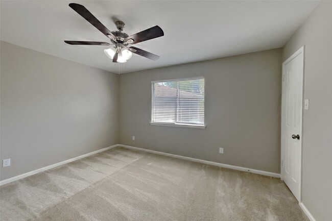 Building Photo - 21469 S Towerguard Dr