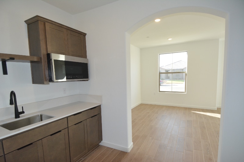 Building Photo - 7414 Lemon Mdw Pl