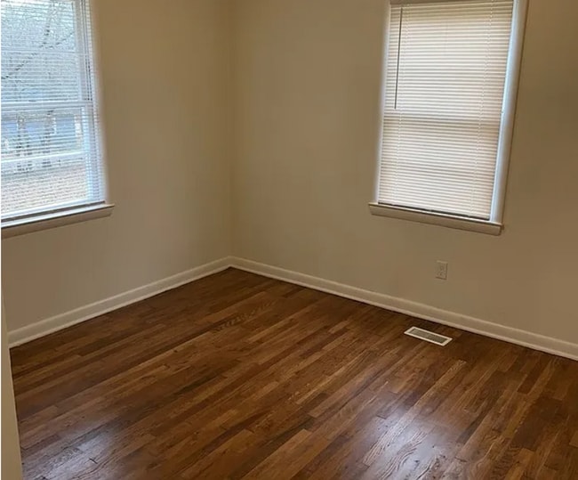 Building Photo - Charming 3BR Home with Covered Front Porch
