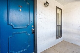 Building Photo - 5840 Spring Valley Rd