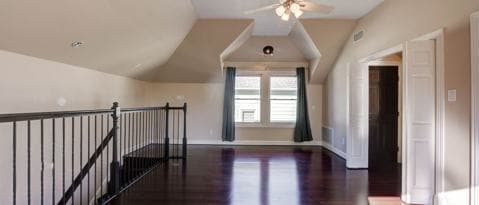 Building Photo - 1236 Cortlandt St