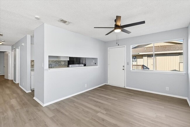 Building Photo - 6118 Hidden Cove