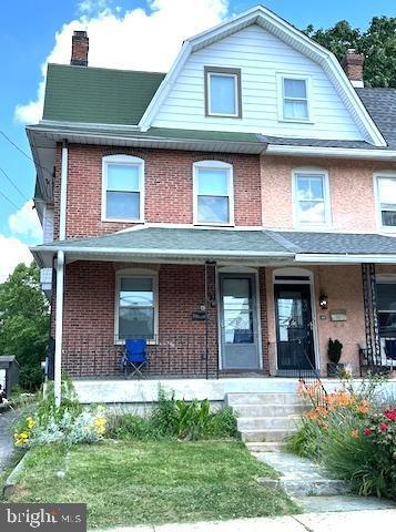 Building Photo - 42 Holland Ave