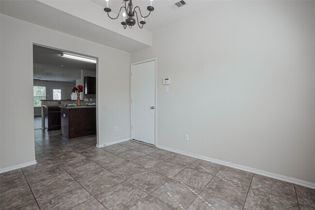 Building Photo - 3050 Thicket Path Way