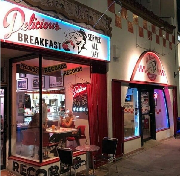 Building Photo - 4403 1/2 W Exposition Blvd