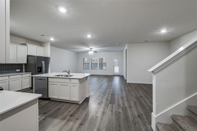 Building Photo - 9813 Autumn Leaves Ln