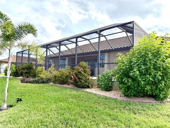 Building Photo - 2736 Magdalina Dr