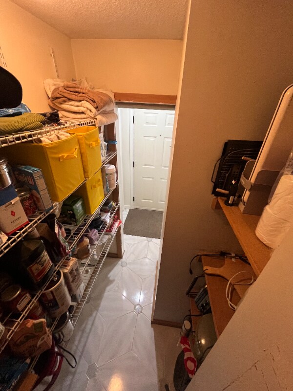 Building Photo - 62 Fox Run Ct