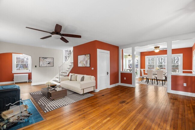 Building Photo - Asheville - Historic Charm Meets Modern Living!