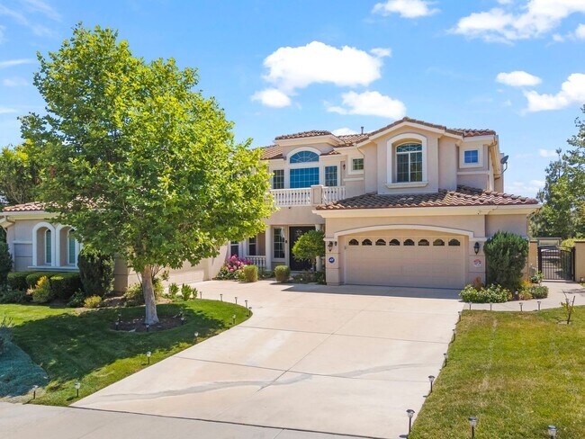 Primary Photo - Exquisite Luxury Living in the Moorpark Co...