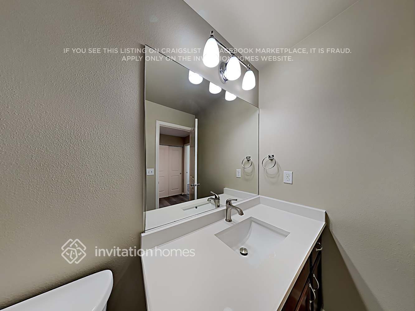 Building Photo - 19917 18th Ave Ct E