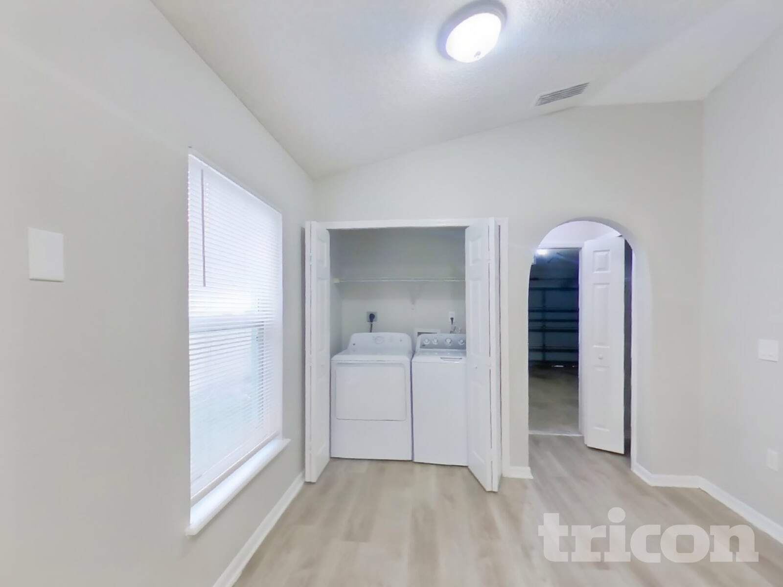 Building Photo - 7439 Lawn Tennis Ln