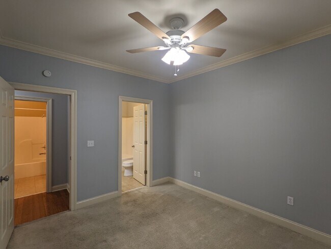 Building Photo - 103 Private Rd 3085