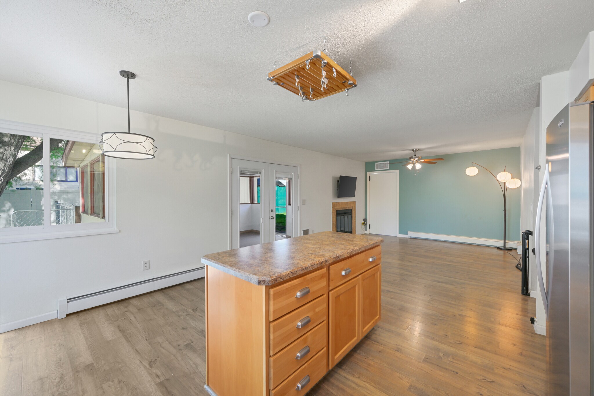Building Photo - 122 Davis Cir