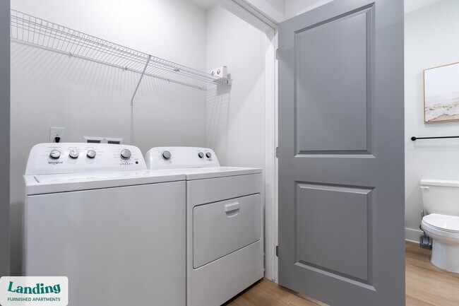 Building Photo - 435 Encore Way