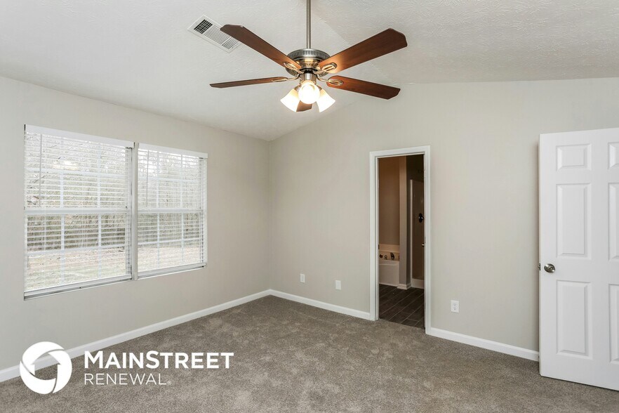 Building Photo - 205 Fairclift Dr