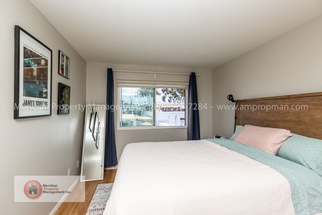 Building Photo - 2 Bed, 2 Bath Condo-North Park