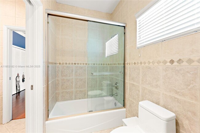 Building Photo - 16001 SW 77th Ct