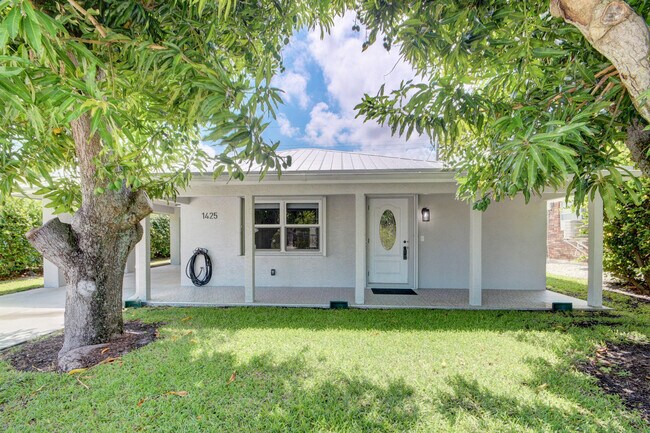 Building Photo - 1425 N Federal Hwy