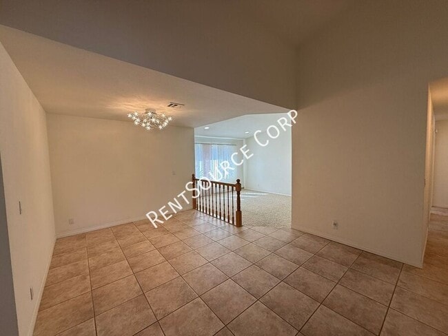 Building Photo - 3822 W Ave K 6