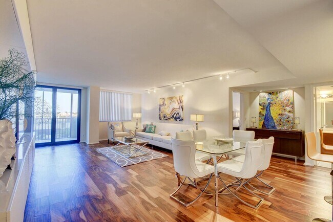Building Photo - 3400 S Ocean Blvd