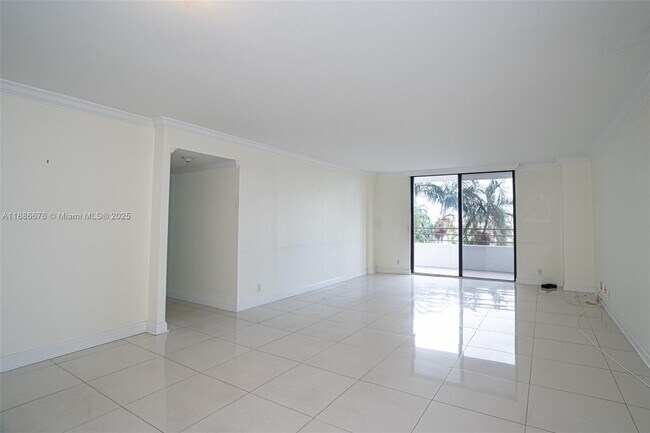 Primary Photo - 2500 Parkview Dr