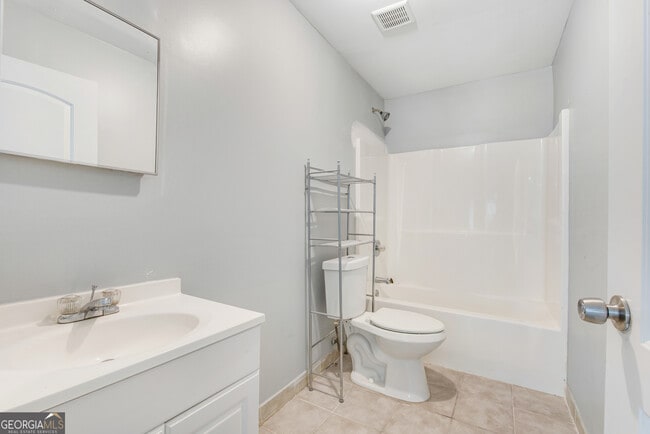 Building Photo - 299 Water Oak Pl