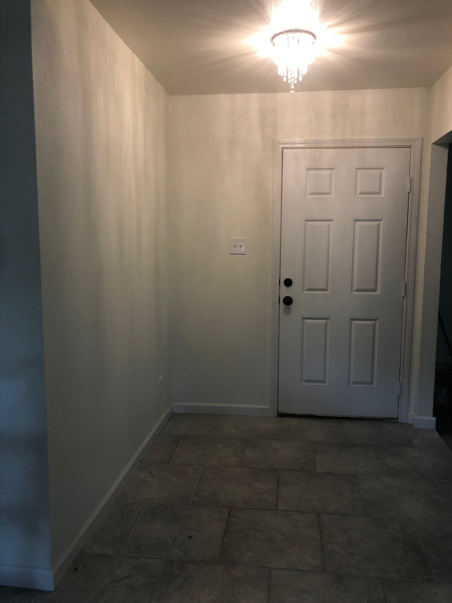 Large entry - 9207 Cliff Way St