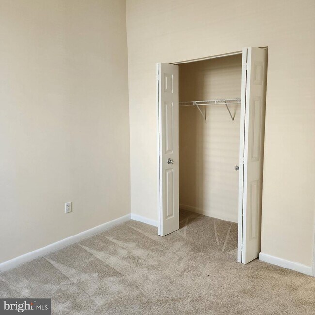 Building Photo - 600 Water St