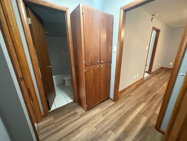 Building Photo - Charming 2 bed, 1 bath ranch home