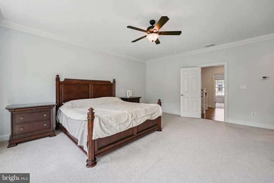 Building Photo - 10669 Yorktown Ct