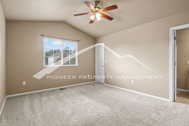 Building Photo - 229 Audubon Dr