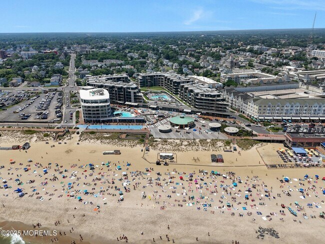 Building Photo - 30 Melrose Terrace